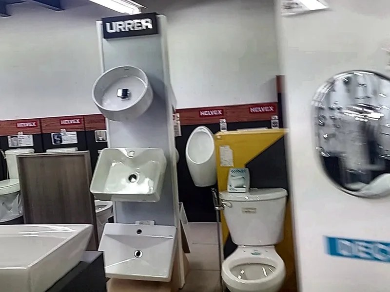 El Fluxómetro Xel-Há – exhibición de grifería y accesorios